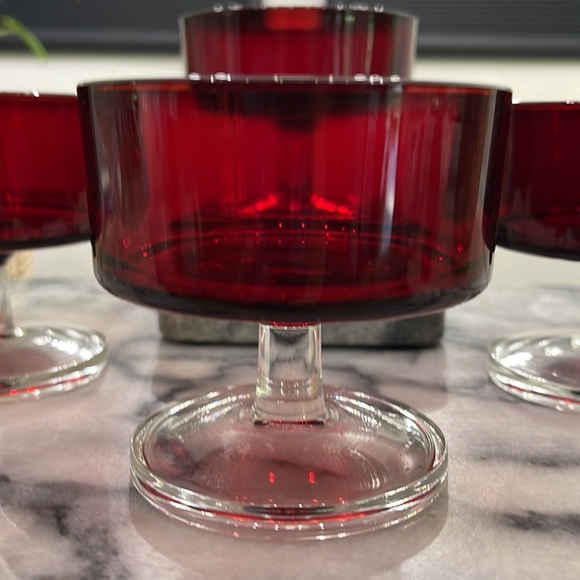 ❤️🇫🇷4 Vintage Luminarc Ruby Sherbet/Champagne Glasses- Made in France🇫🇷❤️ - Picture 5 of 7